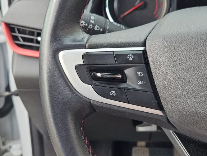 Chevrolet Onix 1.0T RS R 4X2 HB MT 5P 2024 - Imagen 15