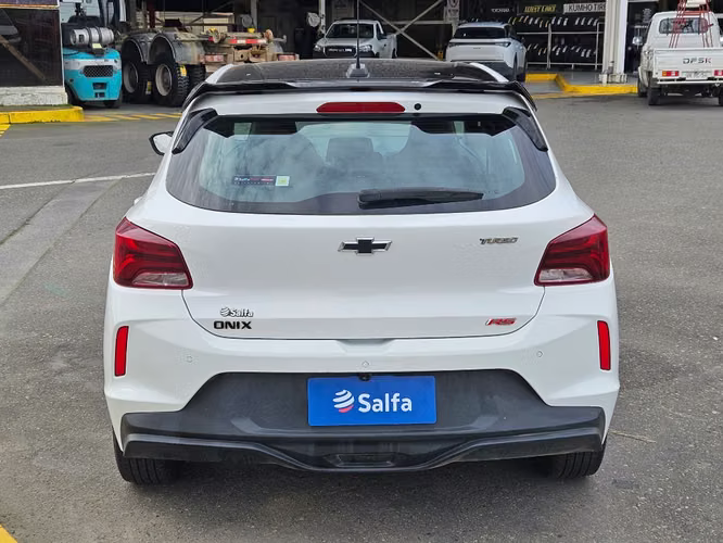 Chevrolet Onix 1.0T RS R 4X2 HB MT 5P 2024 - Imagen 6