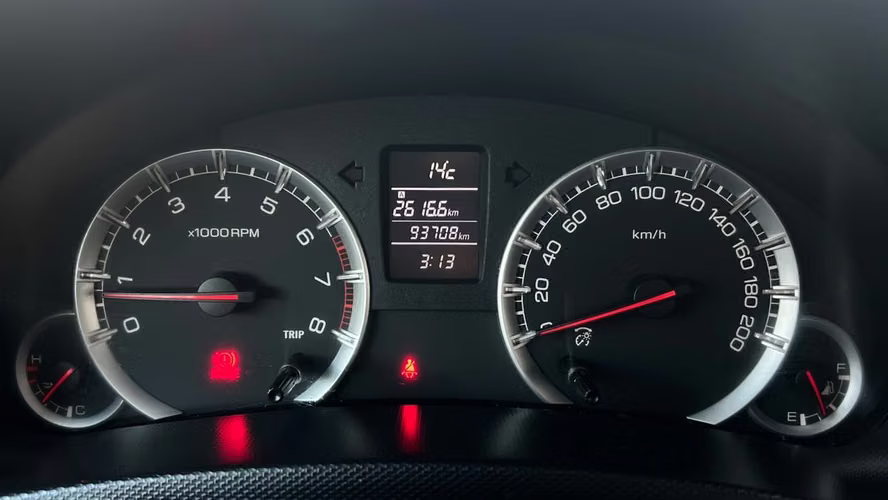 SUZUKI SWIFT GLX 1.2 MT (2017) - Imagen 9
