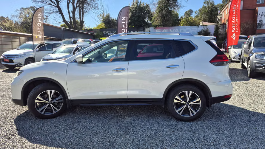NISSAN  X-TRAIL 2018 - Imagen 2