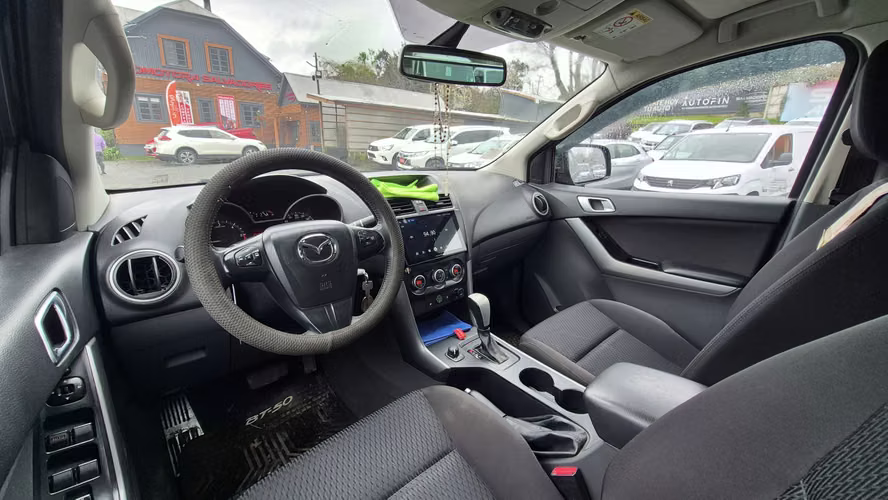 MAZDA BT-50 2020 - Imagen 18