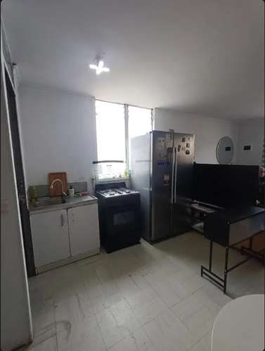 Departamento Esquina Curacaví Arriendo 3D-1B-1E Patio. cgs