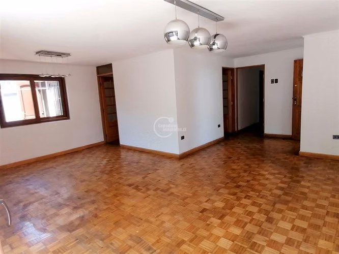 Casa en arriendo de 4 dorm. en Las Condes - Imagen 5