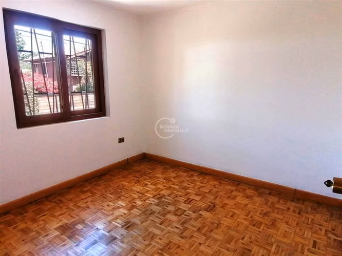 Casa en arriendo de 4 dorm. en Las Condes - Imagen 19