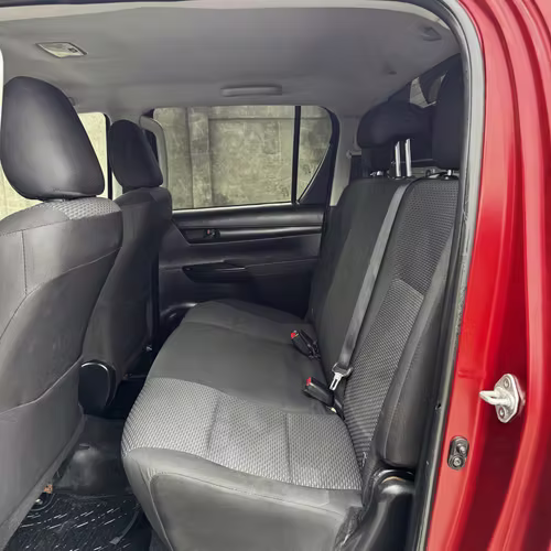 TOYOTA HILUX 4X4 DX 2023 - Imagen 13