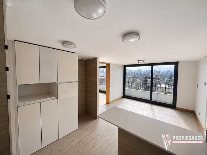 Hermoso departamento con Vista despejada 1D/1B - Providencia - Imagen 4