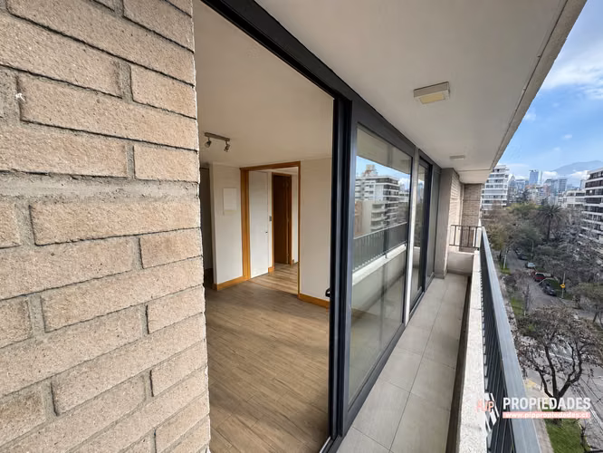 Hermoso departamento con Vista despejada 1D/1B - Providencia - Imagen 7