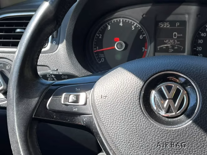VOLKSWAGEN POLO HB 1.6L AT HIGHLINE 4X2 5P AÑO 2017