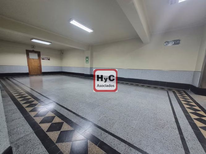 Oficina en Venta en Pleno Santiago Centro – Excelente Ubicación - Imagen 12
