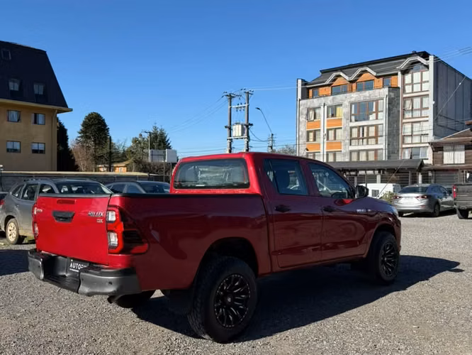 TOYOTA Hilux Dx 4X4 2.4 2021 - Imagen 8