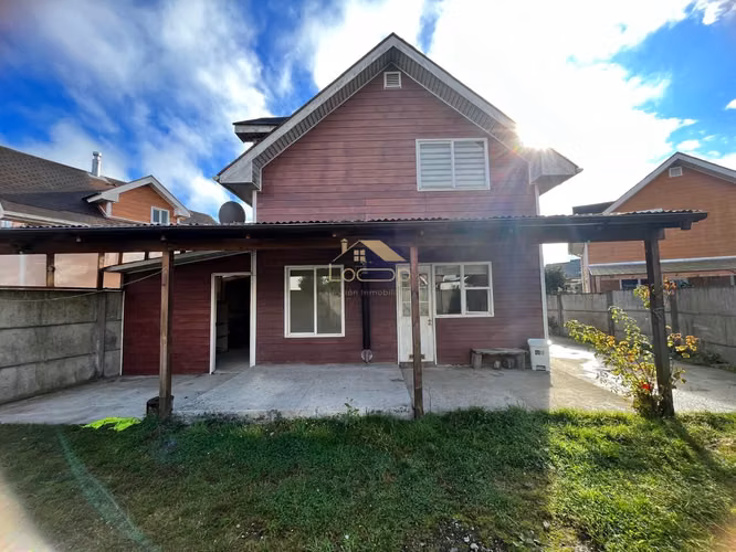 Casa en Arriendo 3D + 3B | Villa Quilén, Puerto Varas