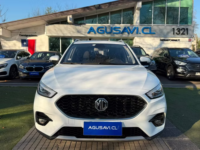 MG ZX DLX 4X2 CVT AT 5P. (2023)