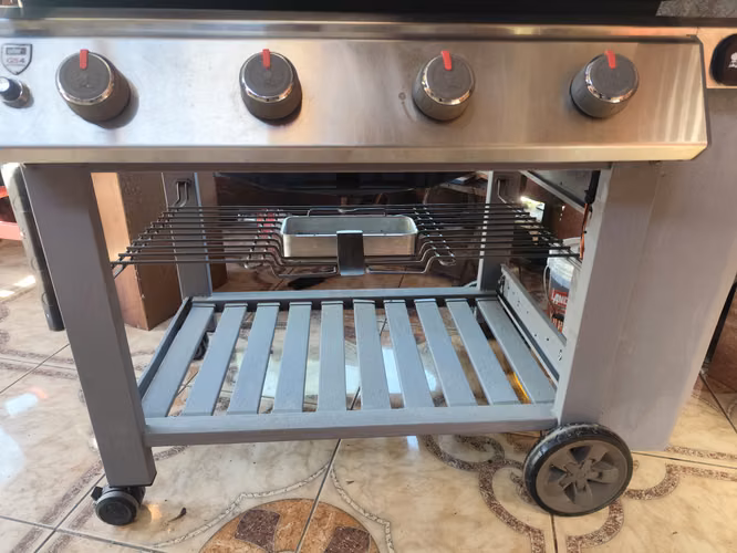 Parrilla a Gas 4 Quemadores marca Weber Genesis-ii E-410