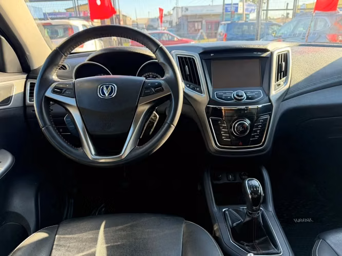 CHANGAN CS35 2019