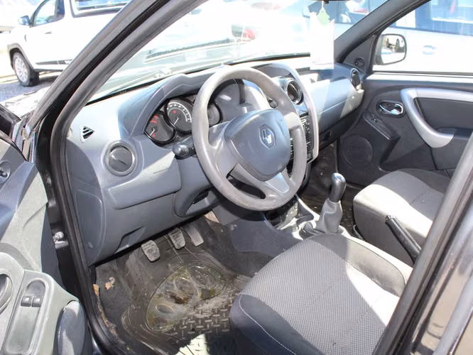 RENAULT Duster EXPRESSION 1.6 2016