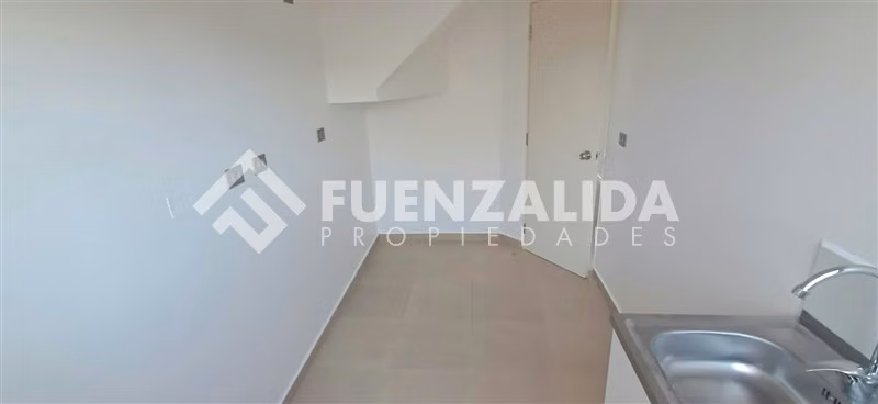 Casa NUEVA en arriendo de 3 dorm. en Valparaíso - Imagen 10