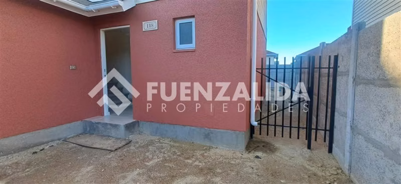Casa NUEVA en arriendo de 3 dorm. en Valparaíso - Imagen 3
