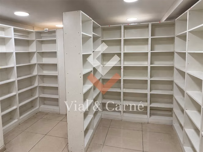 Local Comercial en arriendo en Santiago - Imagen 38