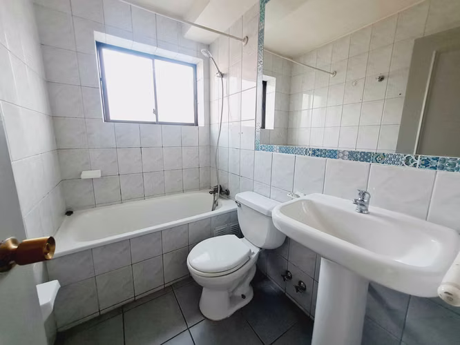 Bella casa en arriendo Huechuraba (181842) - Imagen 15
