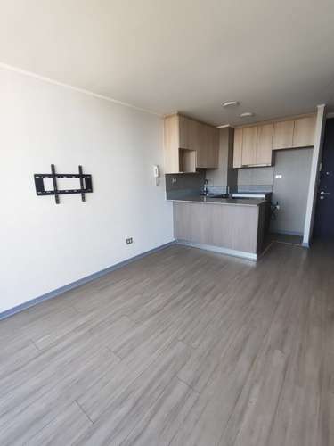 ESPACIOSO DEPARTAMENTO 2D 1B CON EST Y BOD EN ARRIENDO