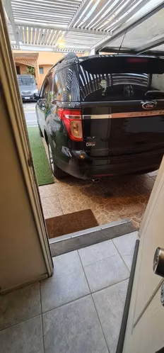Ford Explorer 2013 XLT 3.5 V6 AT - Imagen 3