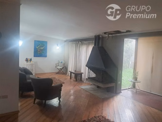 Venta de casa 4dor.3B 799mts2 terreno en Condominio