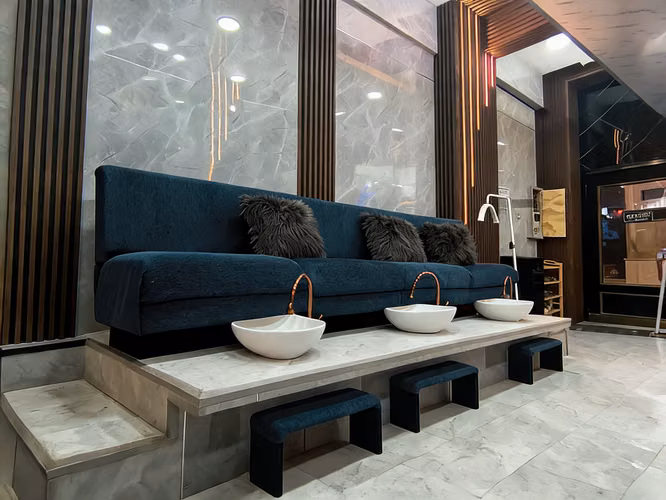 Galería Alessandri 1161, corazón comercial de Santiago.
