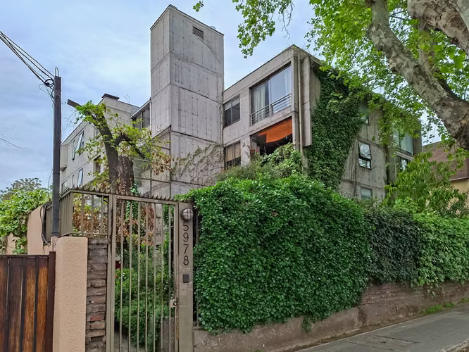 Av. Simón Bolívar 59 (1 Est /1 Bod) [4170-1]