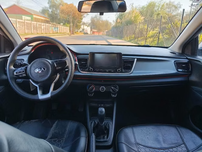 KIA RIO 4 // EXCELENTE ESTADO // AL DIA - Imagen 6