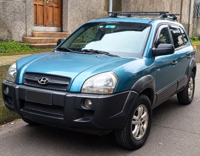 Vendo o permuto por vehiculo mas nuevo doy dinero a favor.