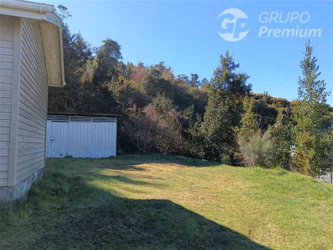 CASA EN VENTA EN DALCAHUE AMPLIO TERRENO Y VISTA AL CANAL - Imagen 22