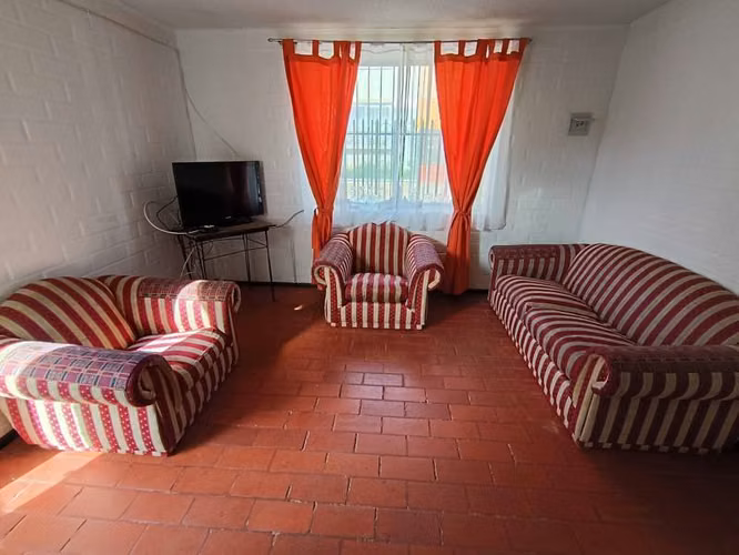 Casa de dos pisos en El Quisco - Imagen 6