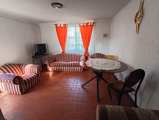 Casa de dos pisos en El Quisco - Imagen 5