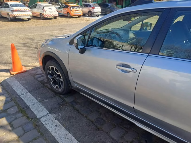 SUBARU Xv 2.0I limited - Imagen 3