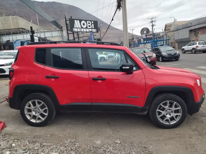 Jeep Renegade 1.8 SPORT LX 4X2 AT 5P 2022 - Imagen 4