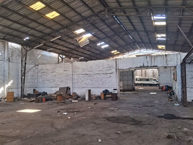 ARRIENDO GALPÓN 1500M2 TALLER-TRANSPORTES-ESTACIÓN CENTRAL