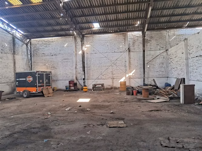 ARRIENDO GALPÓN 1500M2 TALLER-TRANSPORTES-ESTACIÓN CENTRAL