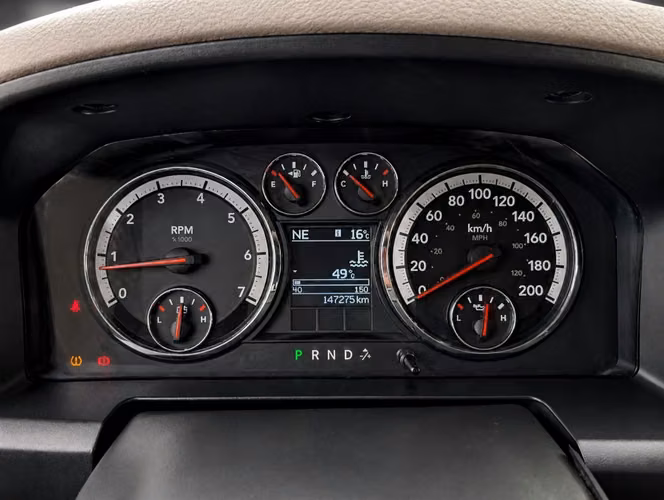 DODGE RAM 1500 SLT 4X4 5.7 AUT 2011