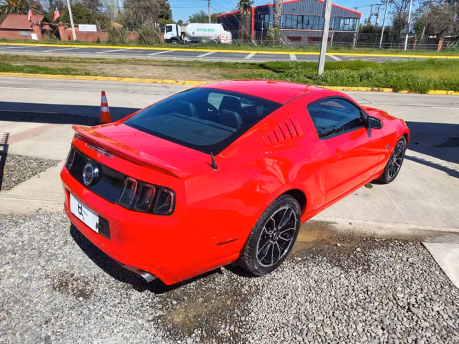 FORD MUSTANG 5.0 V8  2013 - Imagen 19