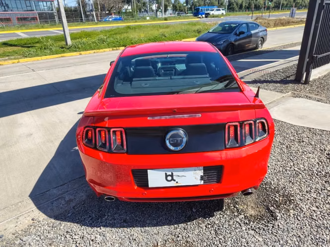 FORD MUSTANG 5.0 V8  2013 - Imagen 15