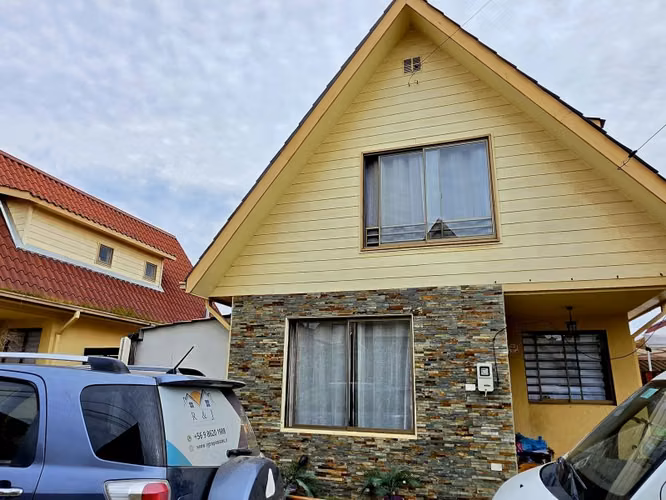 Hermosa Casa Condominio Los Aromos