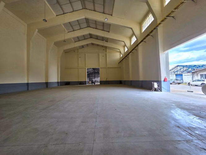 Arrienda Bodega Avda. Vicuña Mackenna en Los Ángeles. - Imagen 6
