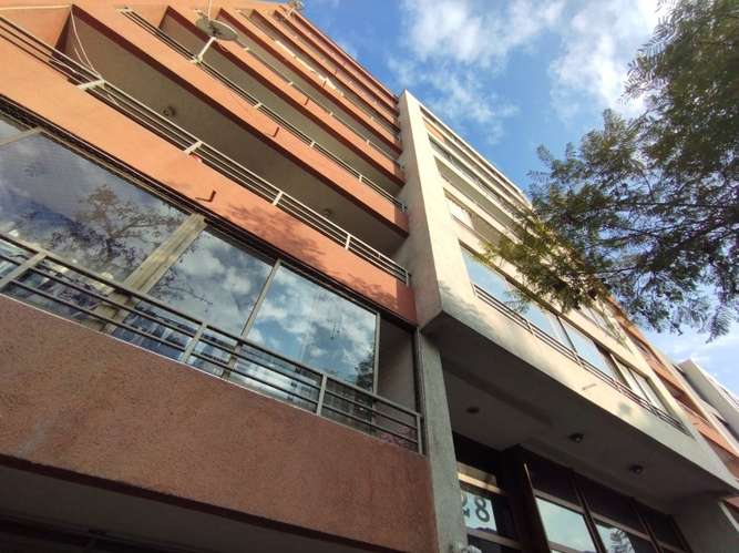 Departamento A PASOS DEL METRO