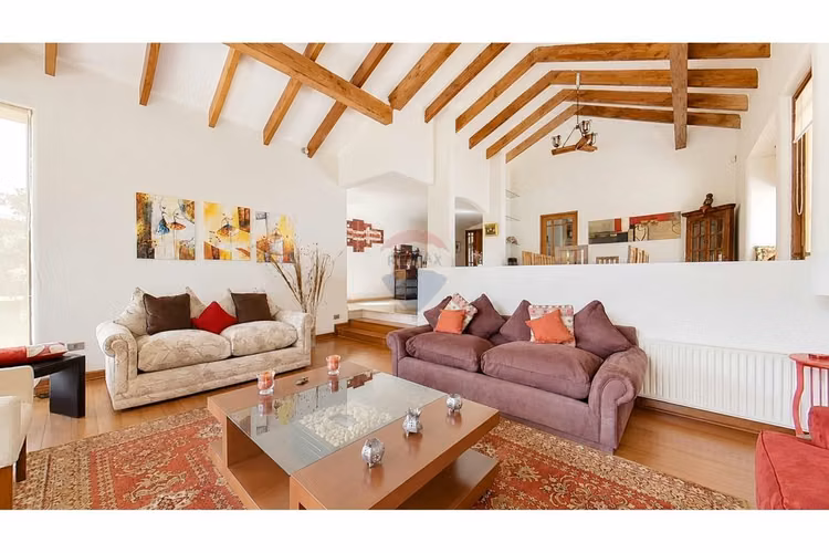 Casa estilo chileno con gran jardín - Imagen 4