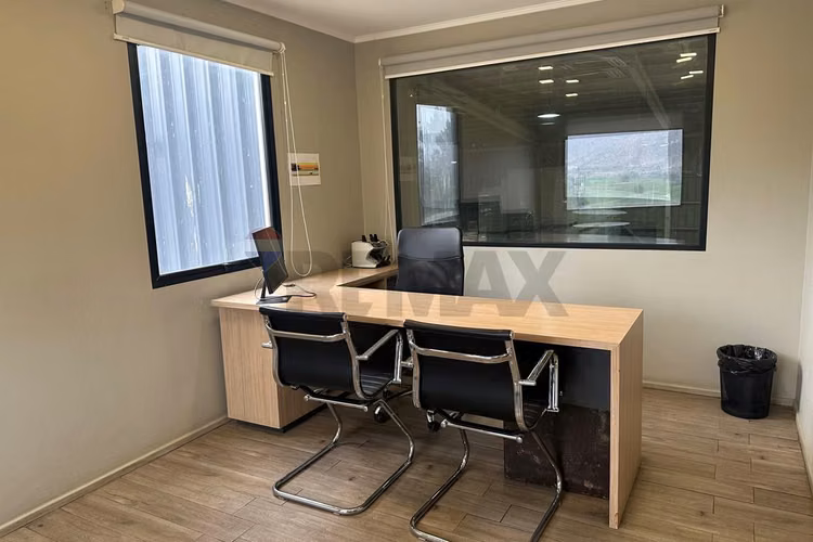 Arriendo propiedad agroindustrial curacaví