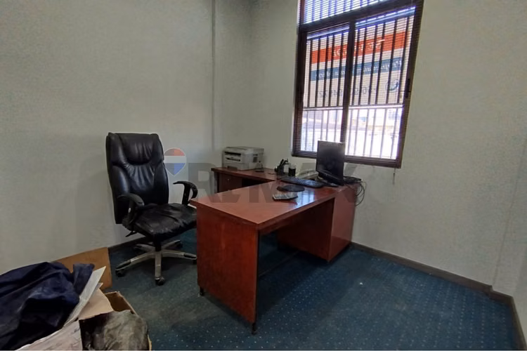 Oficina renovada año 2021 299mt2. - Imagen 9