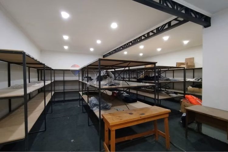 Oficina renovada año 2021 299mt2. - Imagen 28