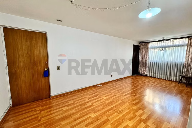 Depto en venta de 1d,1b, 1 estacionamiento, ñuñoa - Imagen 5