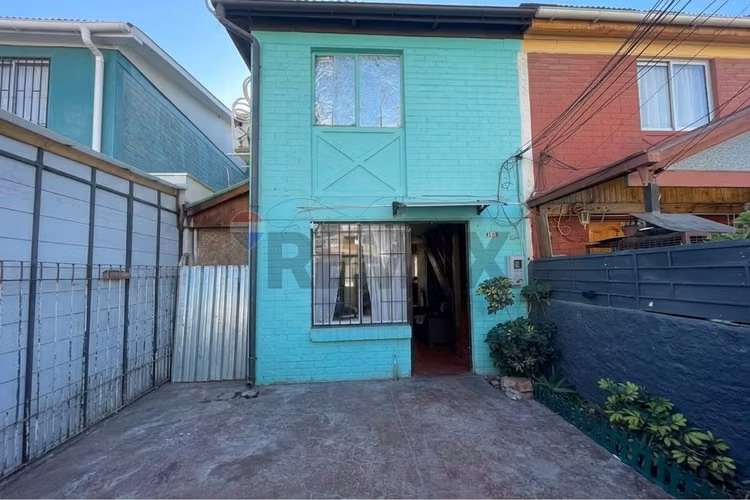 Casa en maipú a pasos de metro monte tabor