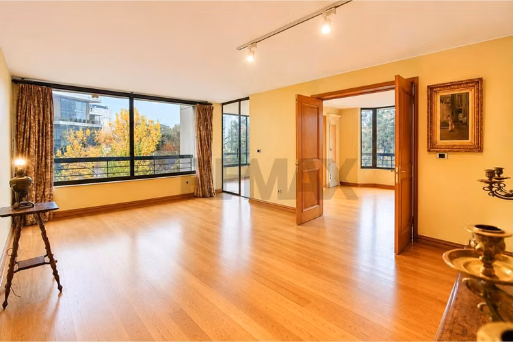 Las condes 240 m2, sector el golf - Imagen 6